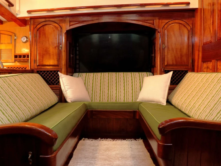 Location Yacht Covey Island Boatworks avec permis