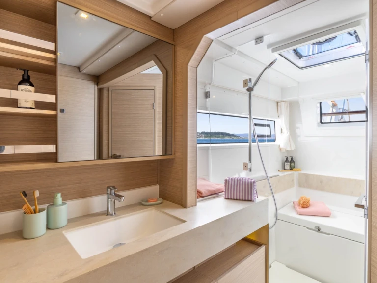 Location Catamaran Lagoon avec permis