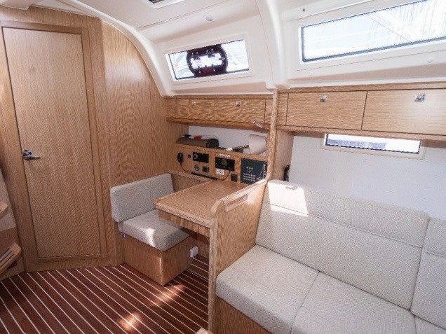 Location bateau Bavaria Cruiser 37 à Pula sur Samboat