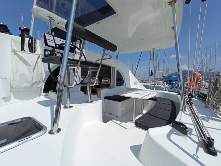 Location Catamaran Lagoon avec permis
