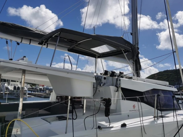 Location Catamaran Fountaine Pajot avec permis