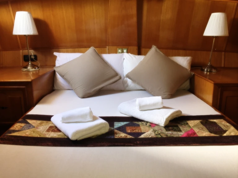 Location Yacht à Olbia -  Waverunner 55