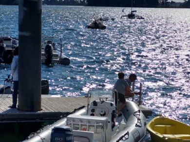 RIB hire in Larmor-Baden - Zodiac Pro 12 Man