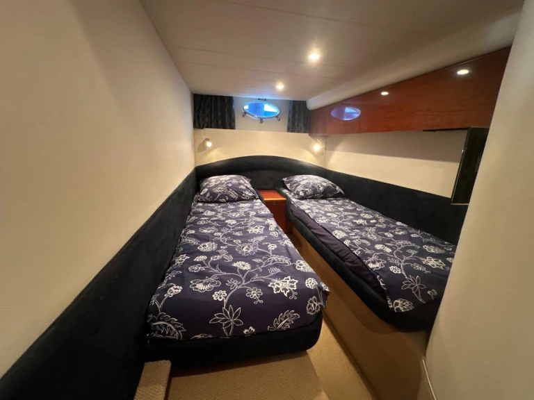 Location bateau Princess Princess V50 à Golfe-Juan sur Samboat