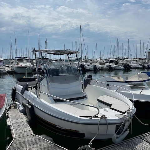 Louer Bateau à moteur avec ou sans skipper Bénéteau à Pornichet