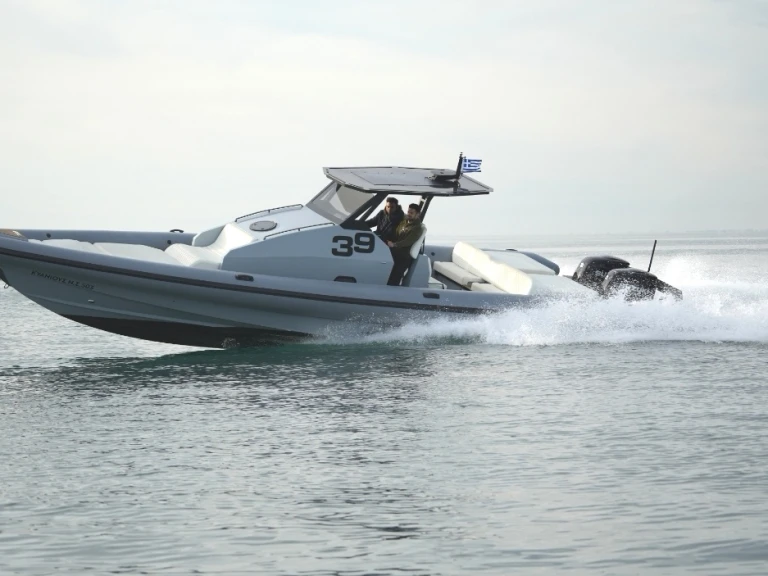 Location Semi-rigide ZEN MARINE avec permis