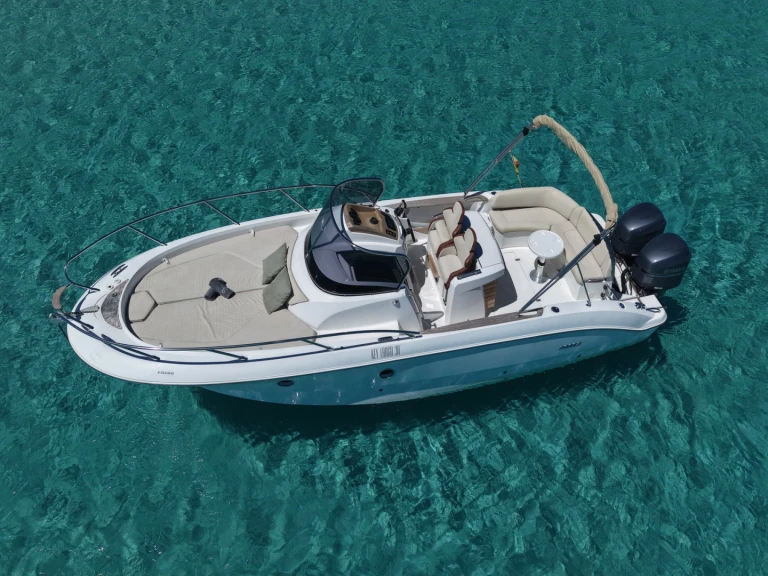 Location Bateau à moteur Sessa Marine avec permis