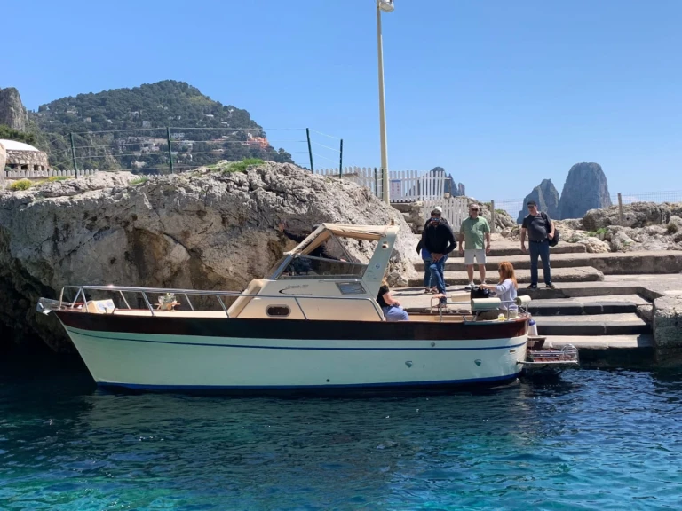 Location bateau Sorrento pas cher Jeranto 750