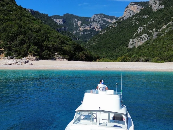 Bertram Bertram 25 a louer à Orosei