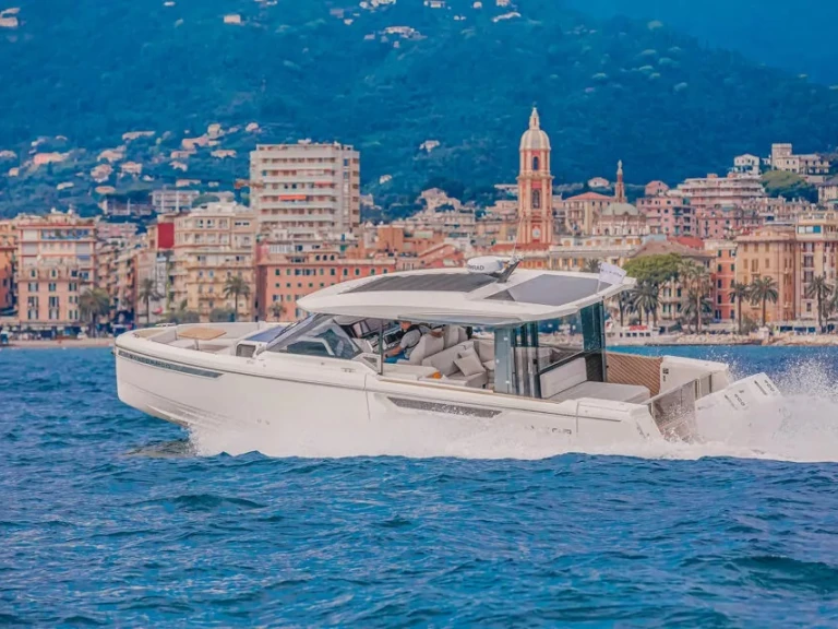 Saxdor 400 GTO a louer à Cogolin