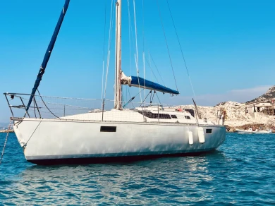 Alquiler de Bénéteau Oceanis 320 en Carnon-Plage