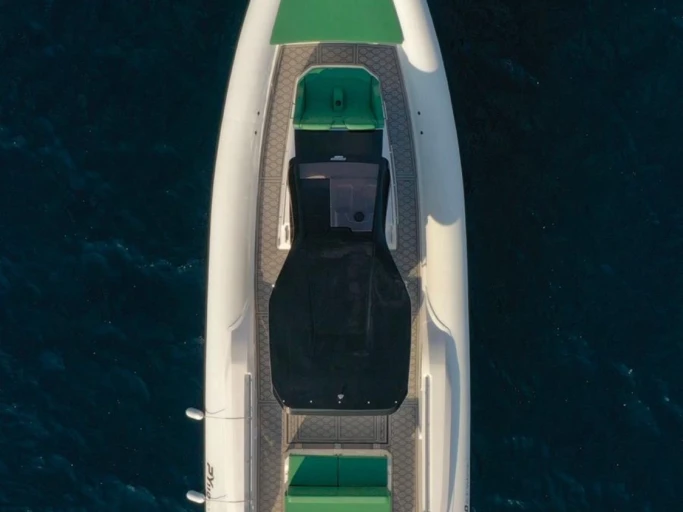 Louez un Panamera PY 110 GT VELOCE  à Capri