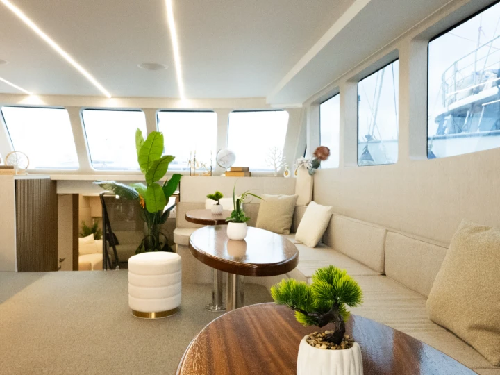 Location bateau Athènes pas cher OMEGA