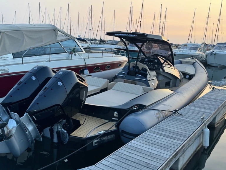 Location bateau Castellammare di Stabia pas cher PY 100