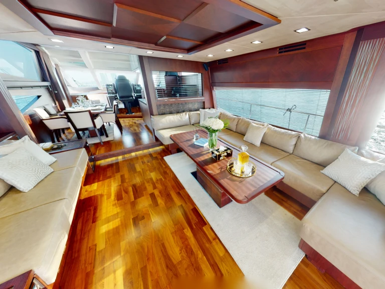 Location bateau Dubai Marina pas cher Galeon 780