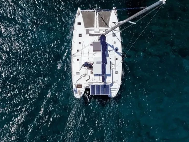 Louez un Lagoon Lagoon 42 à Vlychada