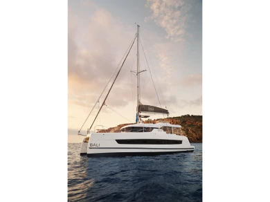 Catamaran to hire Pointe-à-Pitre at the best price