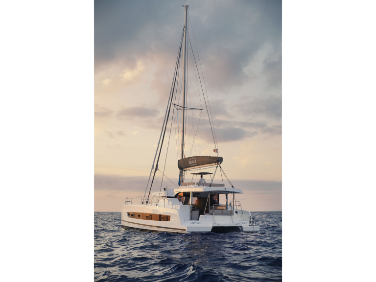 Bali 40 - CatSpace BALI 4.0 a louer à Pointe-à-Pitre