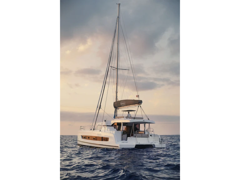 Bali 40 - CatSpace BALI 4.0 a louer à Pointe-à-Pitre