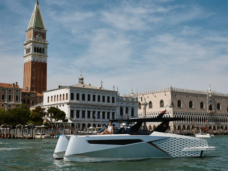 Location Yacht à Casale sul Sile - Dracan Marine Dracan 42