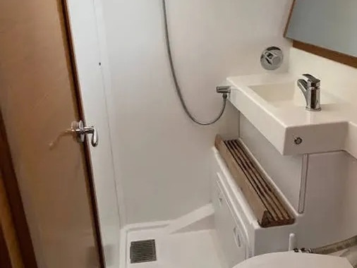 Location bateau Jeanneau Sun Odyssey 440 à Paros (Ile) sur Samboat