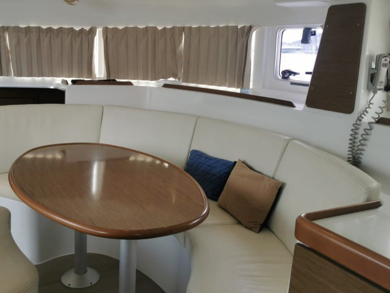 Location Catamaran Lagoon avec permis