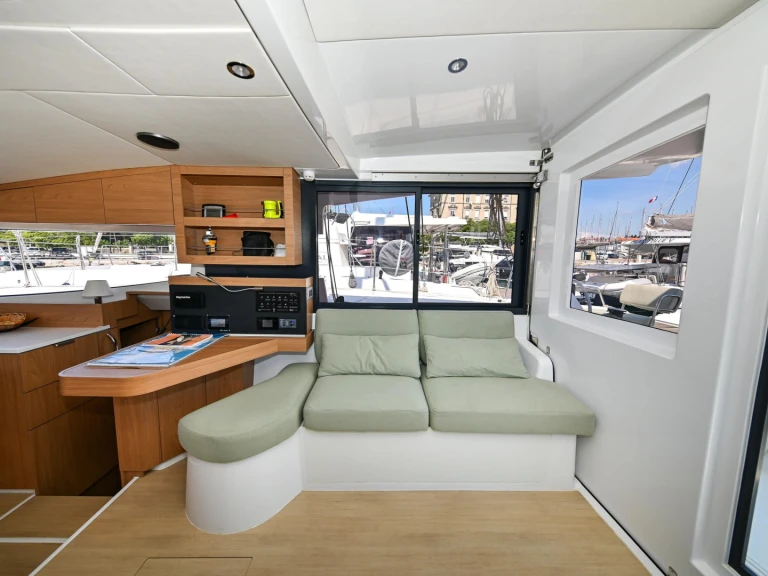 Louez un Bali Bali Catsmart (6 cab.) à Tivat