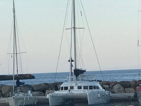 Location à Paros (Ile) - Lagoon Lagoon 380 sur SamBoat