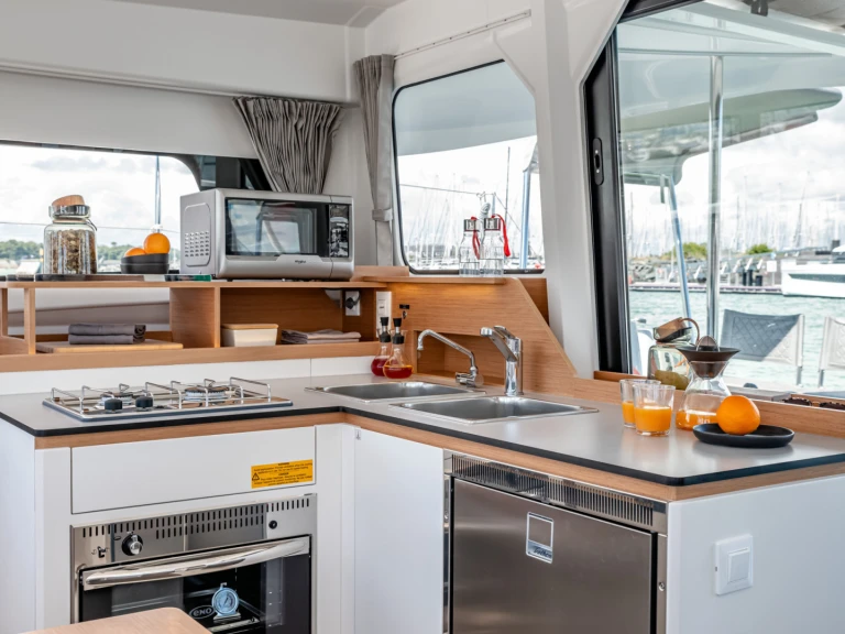 Location Catamaran Excess avec permis