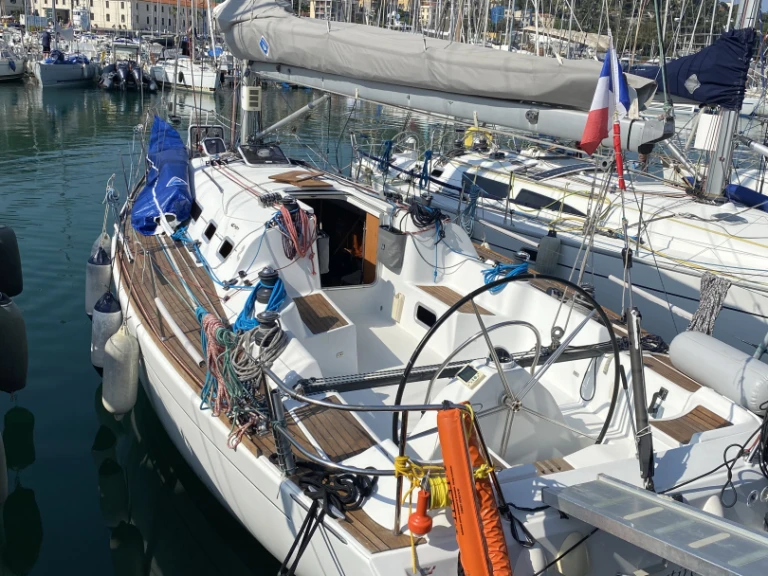 Louer Voilier avec ou sans skipper Bénéteau à Six-Fours-les-Plages