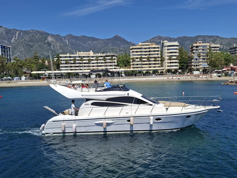 Location bateau Doqueve Majestic 46 Fly à Marbella sur Samboat