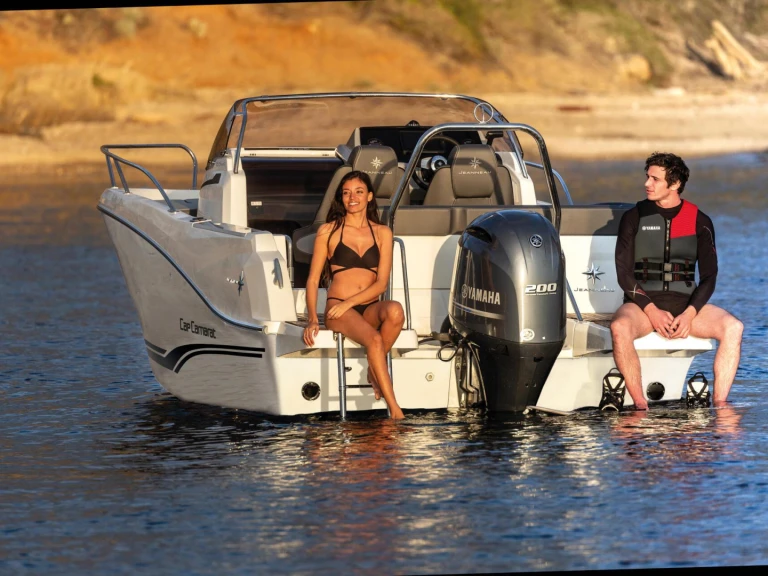 Louer Bateau à moteur avec ou sans skipper Jeanneau à Porto di Amalfi Marina Coppola