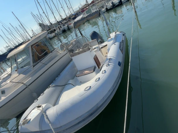 Location bateau Capelli Tempest 626 à Port-Camargue sur Samboat