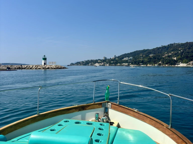 Location Bateau à moteur à Golfe-Juan - Harding Life boat 