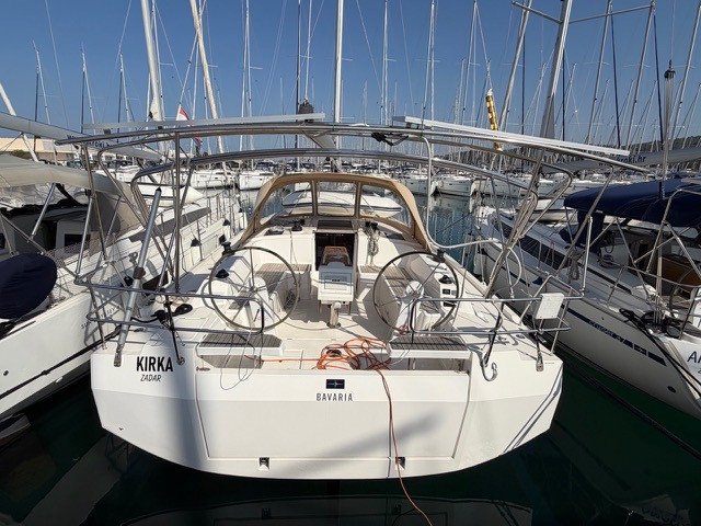 Bavaria Bavaria C 42 a louer à Sukošan