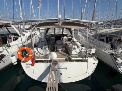 Bénéteau Oceanis 41.1 mieten Sukošan