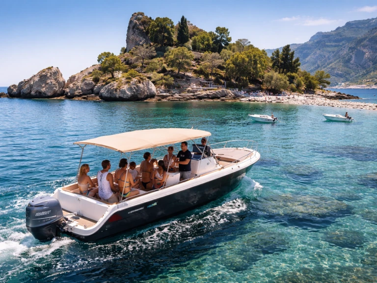 Louer Bateau à moteur avec ou sans skipper Lever à Giardini-Naxos