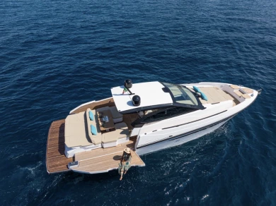 Alquiler de embarcaciones Ryo Le mans enNaples en Samboat