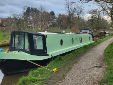 Yacht charter Adlington - Custom Made Russells on SamBoat