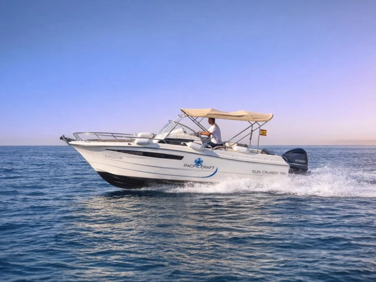 Louer Bateau à moteur avec ou sans skipper Pacific Craft à Palma de Majorque