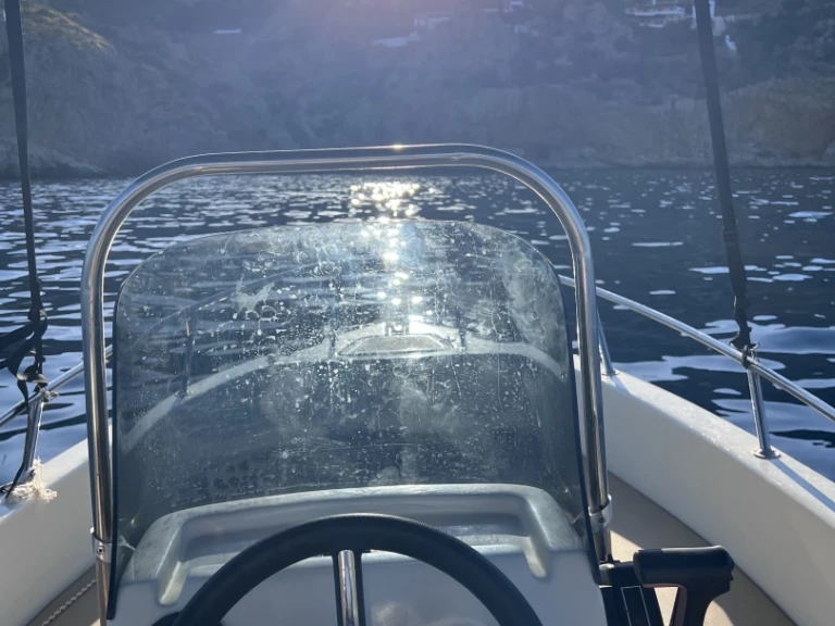 BRS BRS500 a louer à Pantánassa