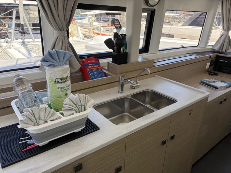 Location bateau Road Town pas cher Lagoon 43 (Owners Version)