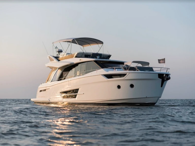 Location Yacht à Saint-Raphaël - Greenline Greenline 45 Fly