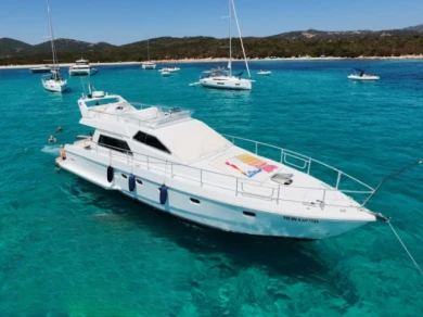 Alquiler de barcos Porto Rotondo barato de Altura 44 S