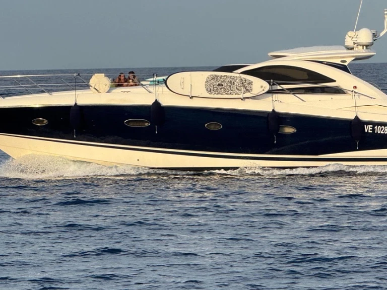 Location à Monopoli - Sunseeker Portofino 53 sur SamBoat