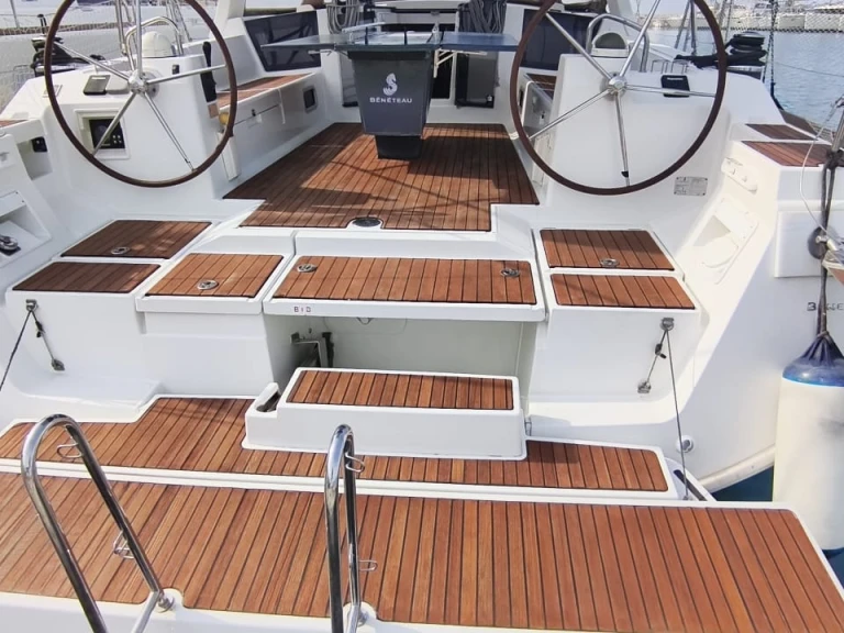 Location bateau Paleros Marina pas cher Oceanis 45