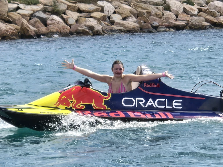 Bateau à moteur à louer à Torrevieja au meilleur prix