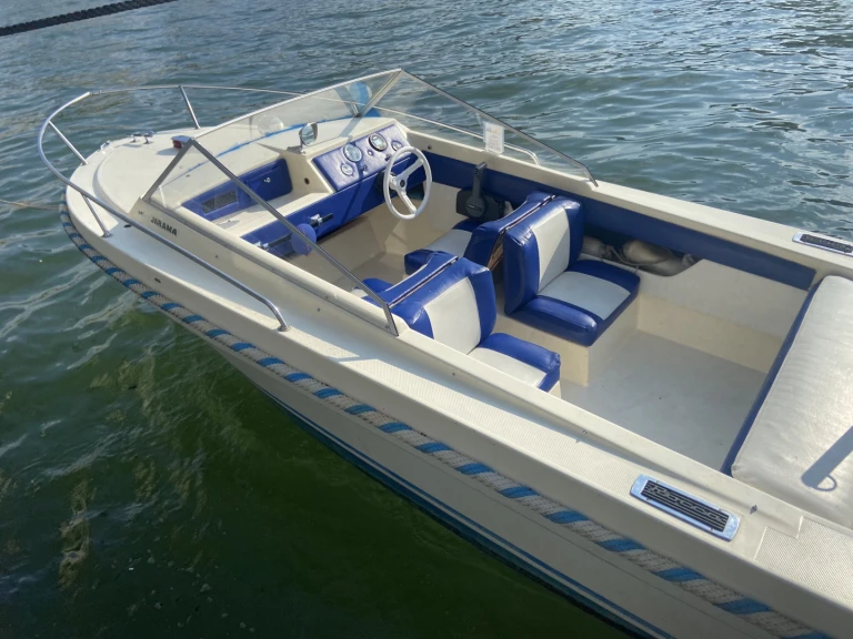 Louer Bateau à moteur avec ou sans skipper Rocca à Paris