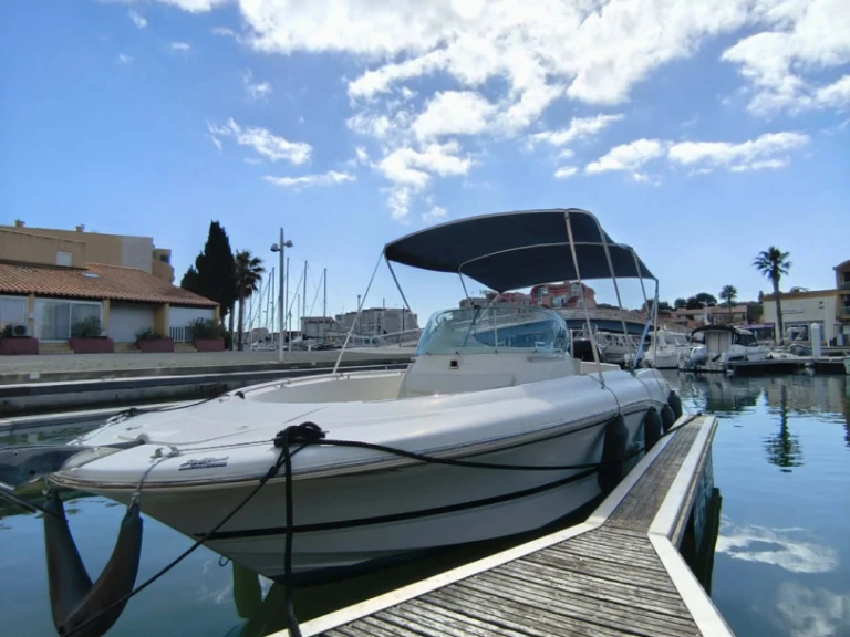 Jeanneau Cap Camarat 715 a louer à Gruissan