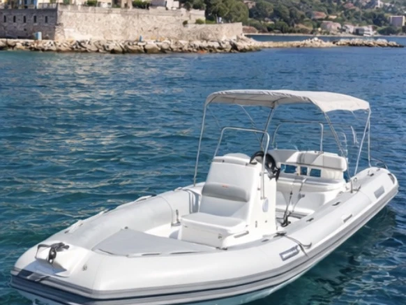 Location Semi-rigide à Mandelieu-la-Napoule - Adventure Vestra V 6.50